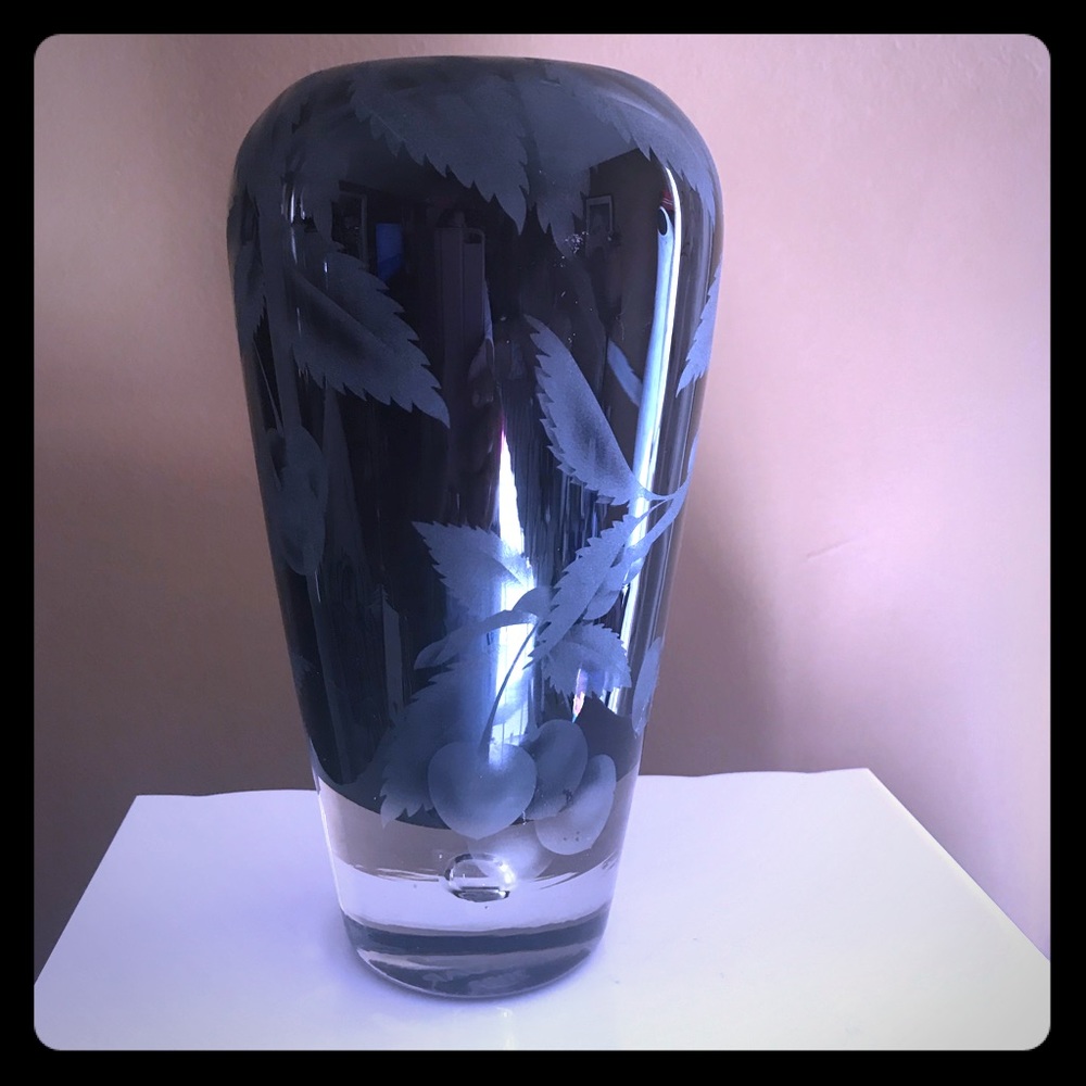 Jaguar Vase 2003